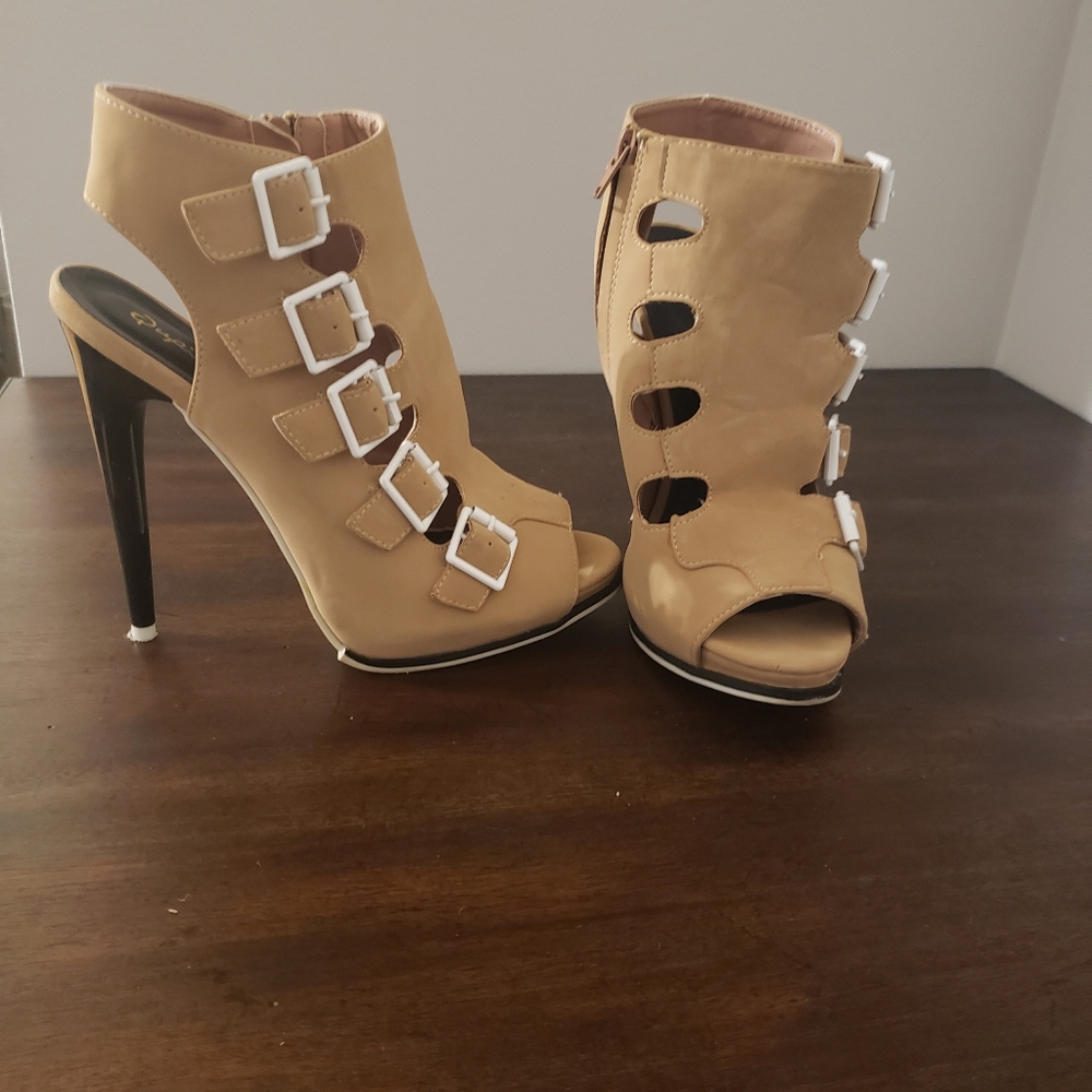 Tan Open Toe Heeled Bootie with Buckles 8.5